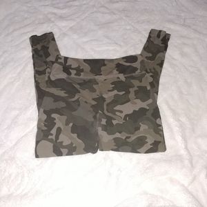 camo leggings